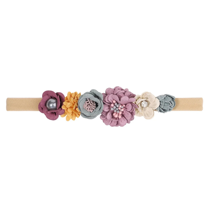 🎀 Encante sua Princesinha com Estilo! 🎀

Deixe sua bebê ainda mais fofa com nossa tiara elástica com flor delicada! Feita com materiais macios e confortáveis, é perfeita para recém-nascidos e bebês. Ideal para qua